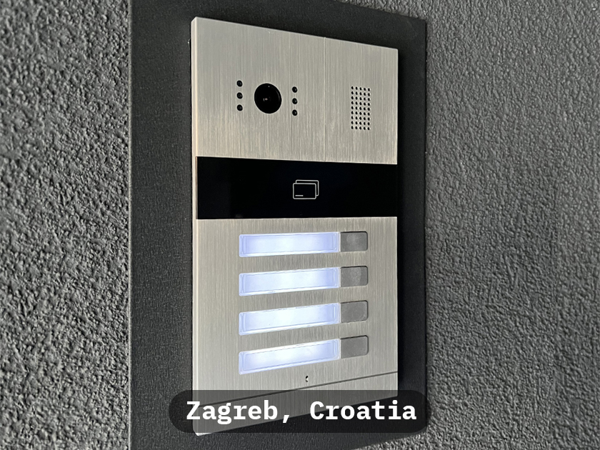 Slinex multi-subscriber intercom